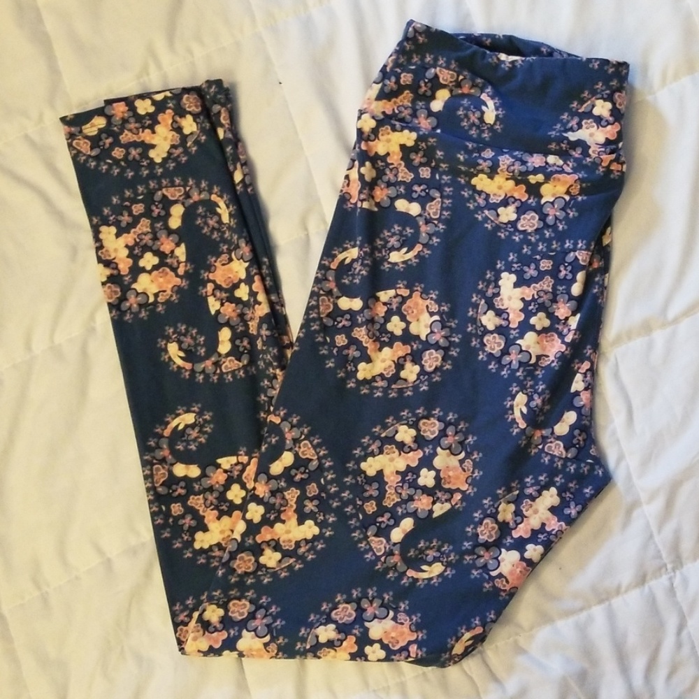 LuLaroe leggings tall and curvy